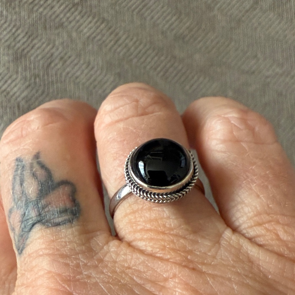 Sterling Silver Simple Black Onyx Ring - NEW!